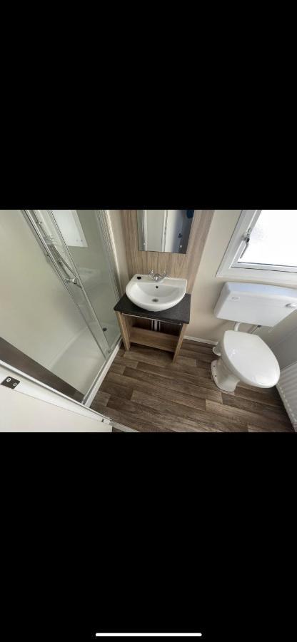 Pg173 Golden Palm Resort 6 Berth Caravan With Decking Чапел-Сент-Леонардс Экстерьер фото